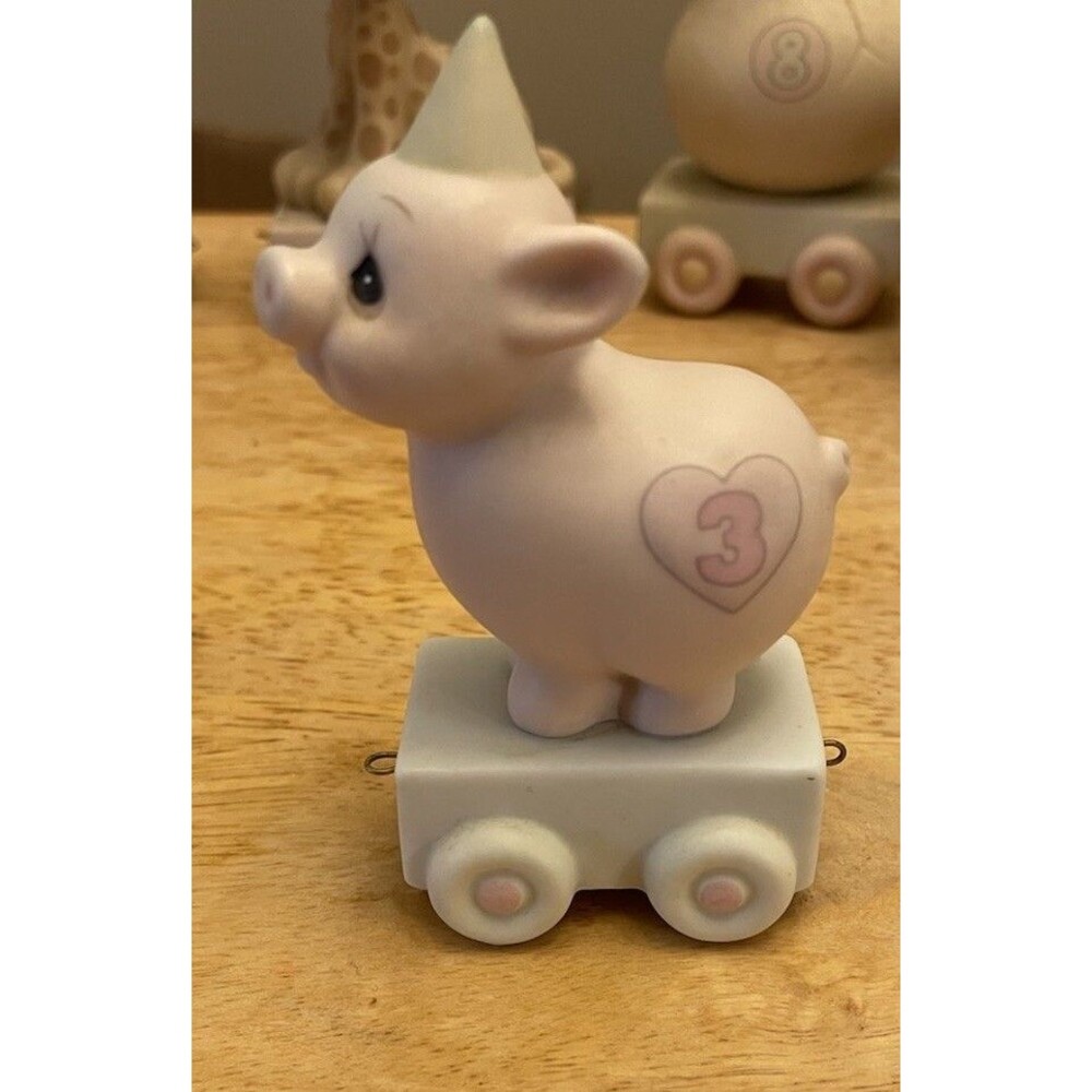 Vintage 1985 The Enesco Precious Moments Birthday Train Series # 3 Pig 15954